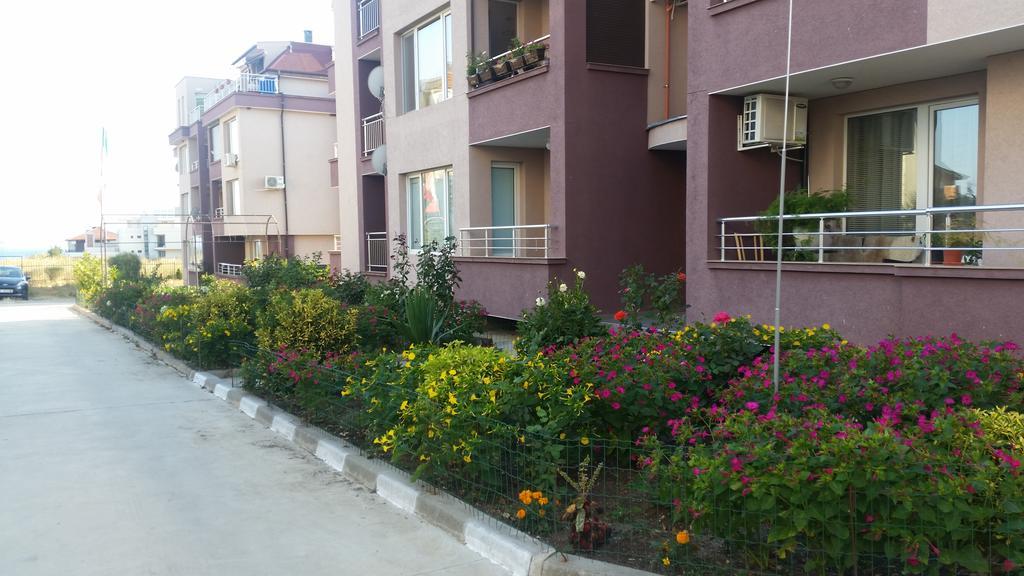 Dimitrov Apartments بورغاس المظهر الخارجي الصورة