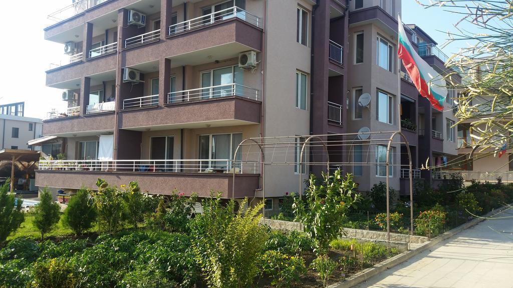 Dimitrov Apartments بورغاس المظهر الخارجي الصورة