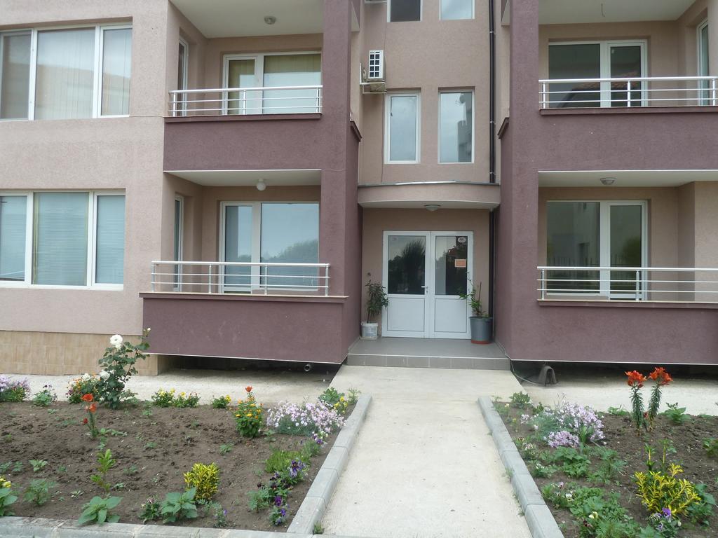 Dimitrov Apartments بورغاس المظهر الخارجي الصورة